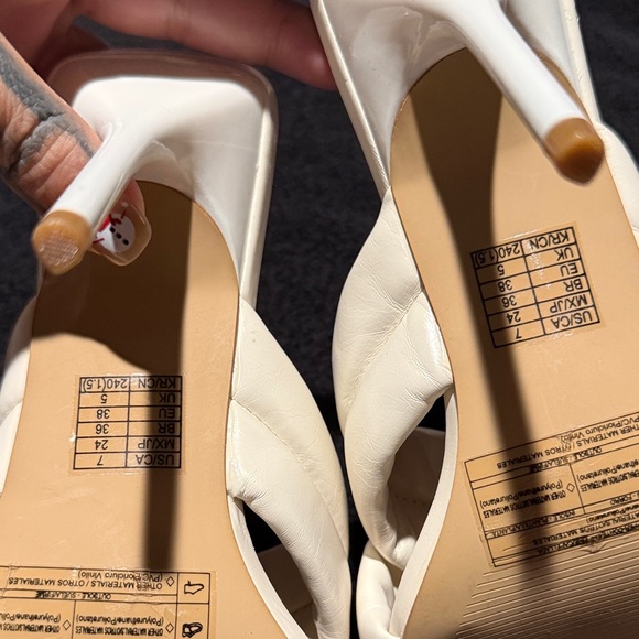 Forever 21 White Mule Sandals Sz.7 NWOT - Picture 6 of 10